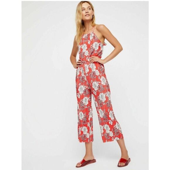 Free People Fresh Fields Pleated Jumpsuit Orange white floral crinkle flutter L - Picture 2 of 16